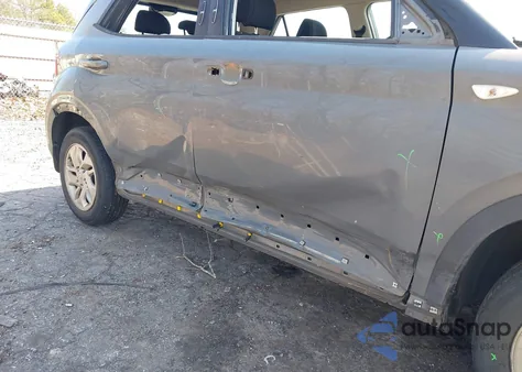 2020 Hyundai Venue Sel z USA, uszkodzony, nr VIN KMHRC8A38LU039756